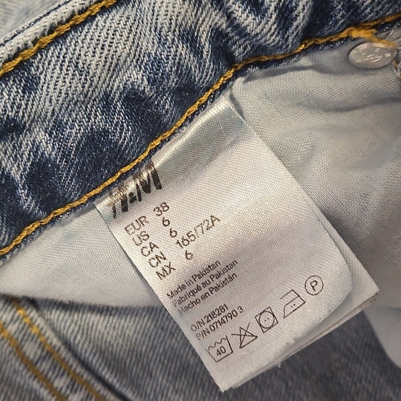 H&M Womens Size 6 Mom Jeans Denim High Waist - Picture 5 of 6